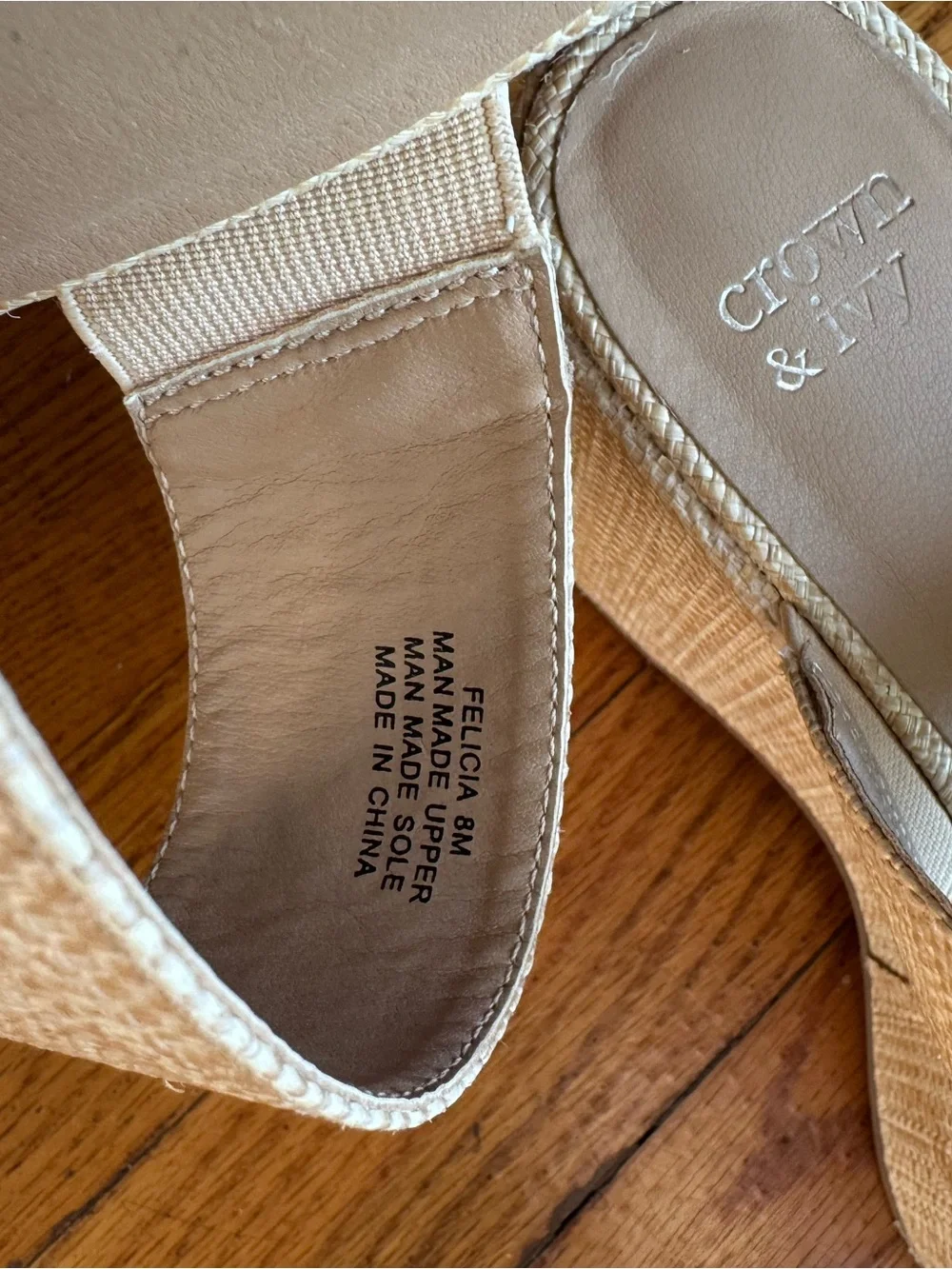 Crown & Ivy Beige Raffia Slide Sandals